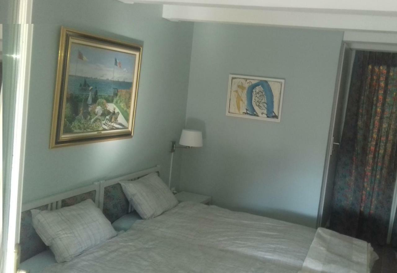 Suite Prive Chez Dunja Roumoules Ngoại thất bức ảnh